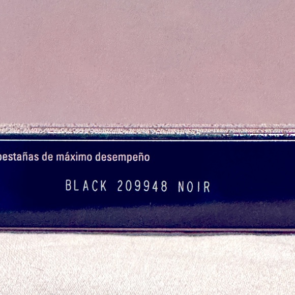 Mary Kay® Ultimate Mascara Black - Picture 5 of 5